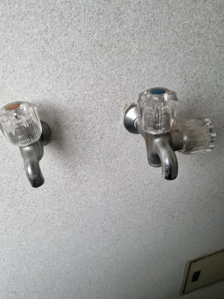 세탁실 수도꼭지 1